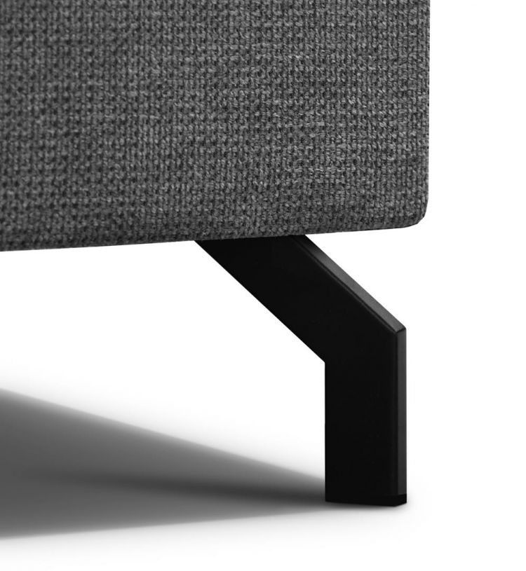 LIGHT GREY – Vardo 11 zbliżenie nóżka (small)